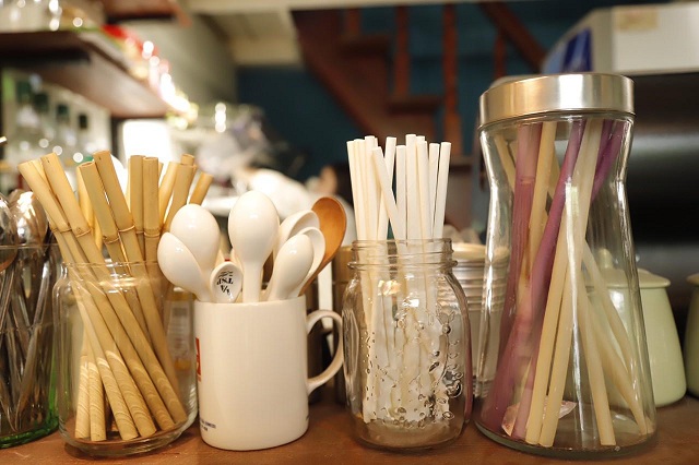 Tại sao nên dùng ống hút giấy – ống hút giấy giá sỉ